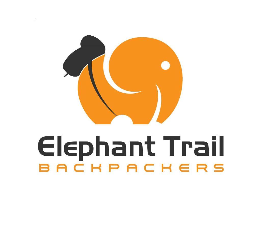 Elephant Trail Guesthouse And Backpackers Kasane Esterno foto